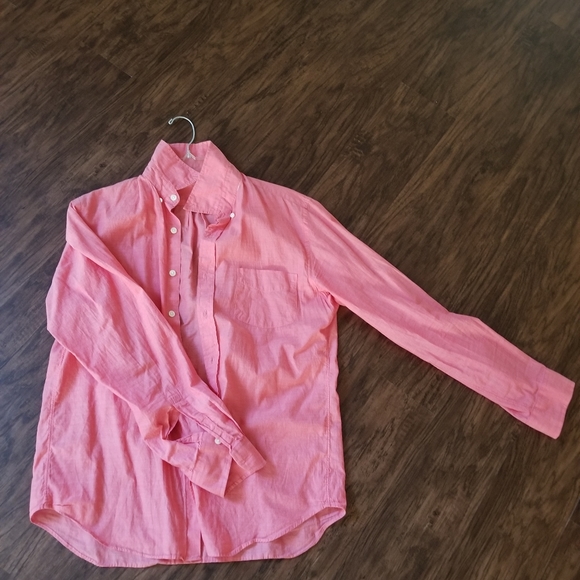 J. Crew Other - J. Crew Chambray Button Down